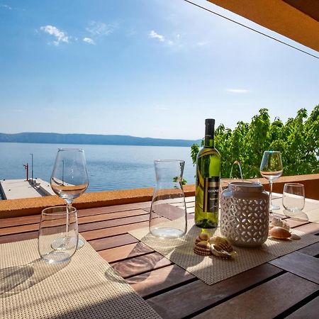 Apartmani Suzana Klenovica Exterior foto