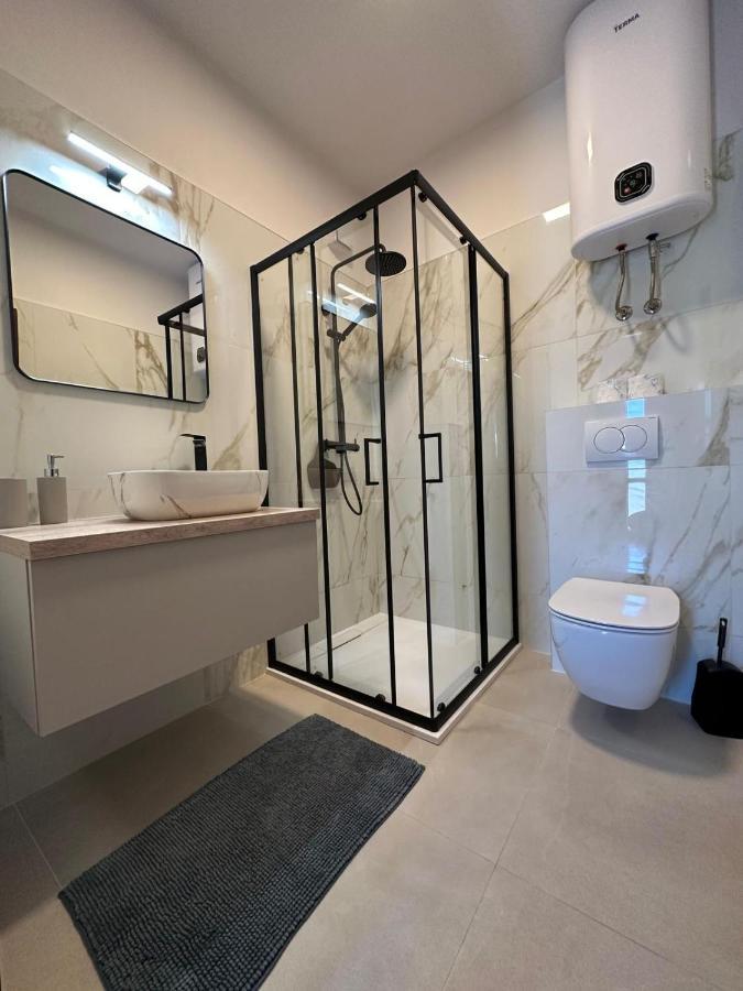Apartmani Suzana Klenovica Exterior foto
